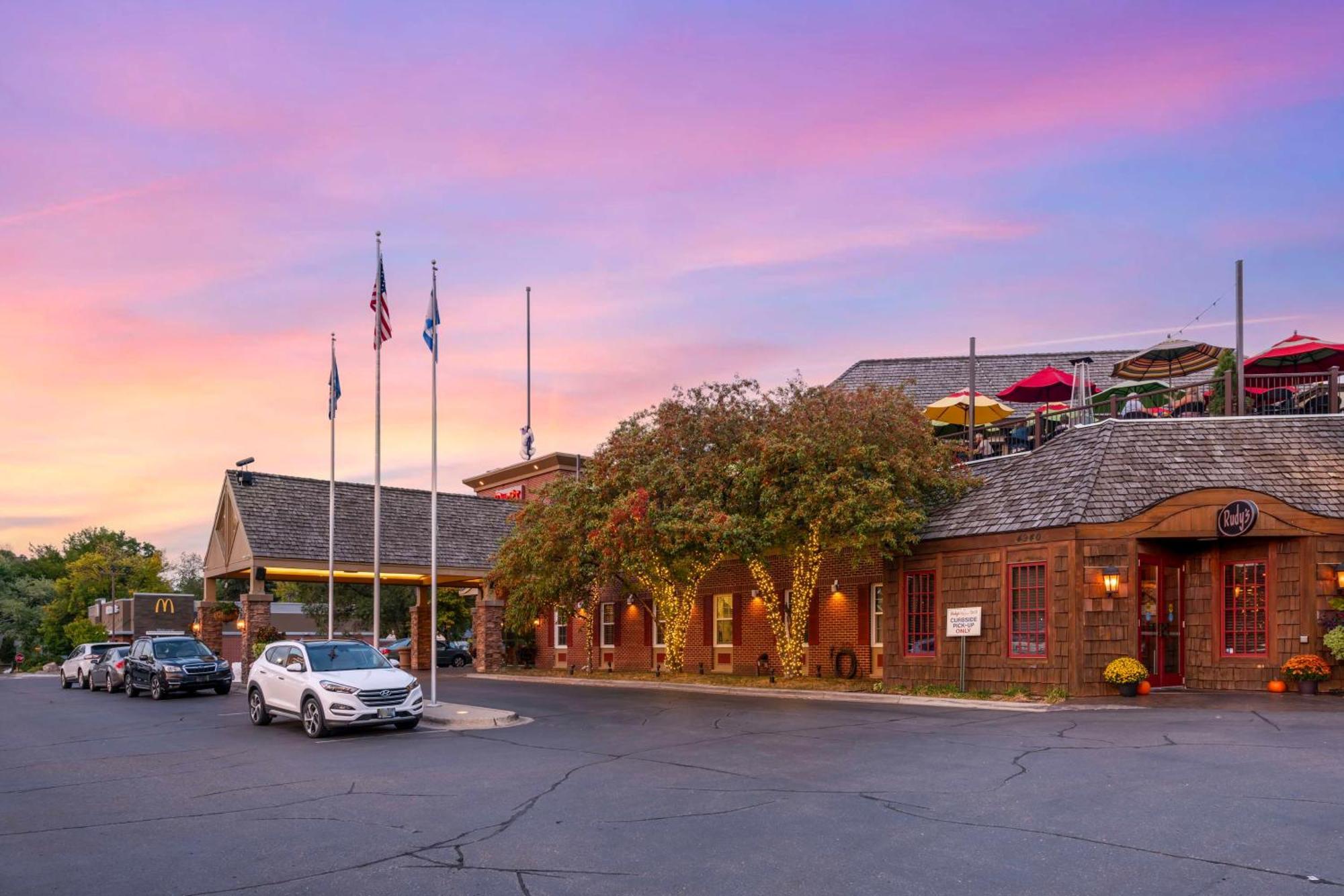 Best Western Plus White Bear Country Inn White Bear Lake Exterior foto